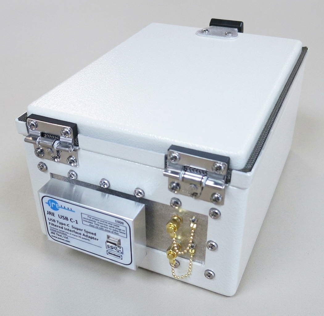 JRE 0709-USB-C RF Shielded Test Enclosure